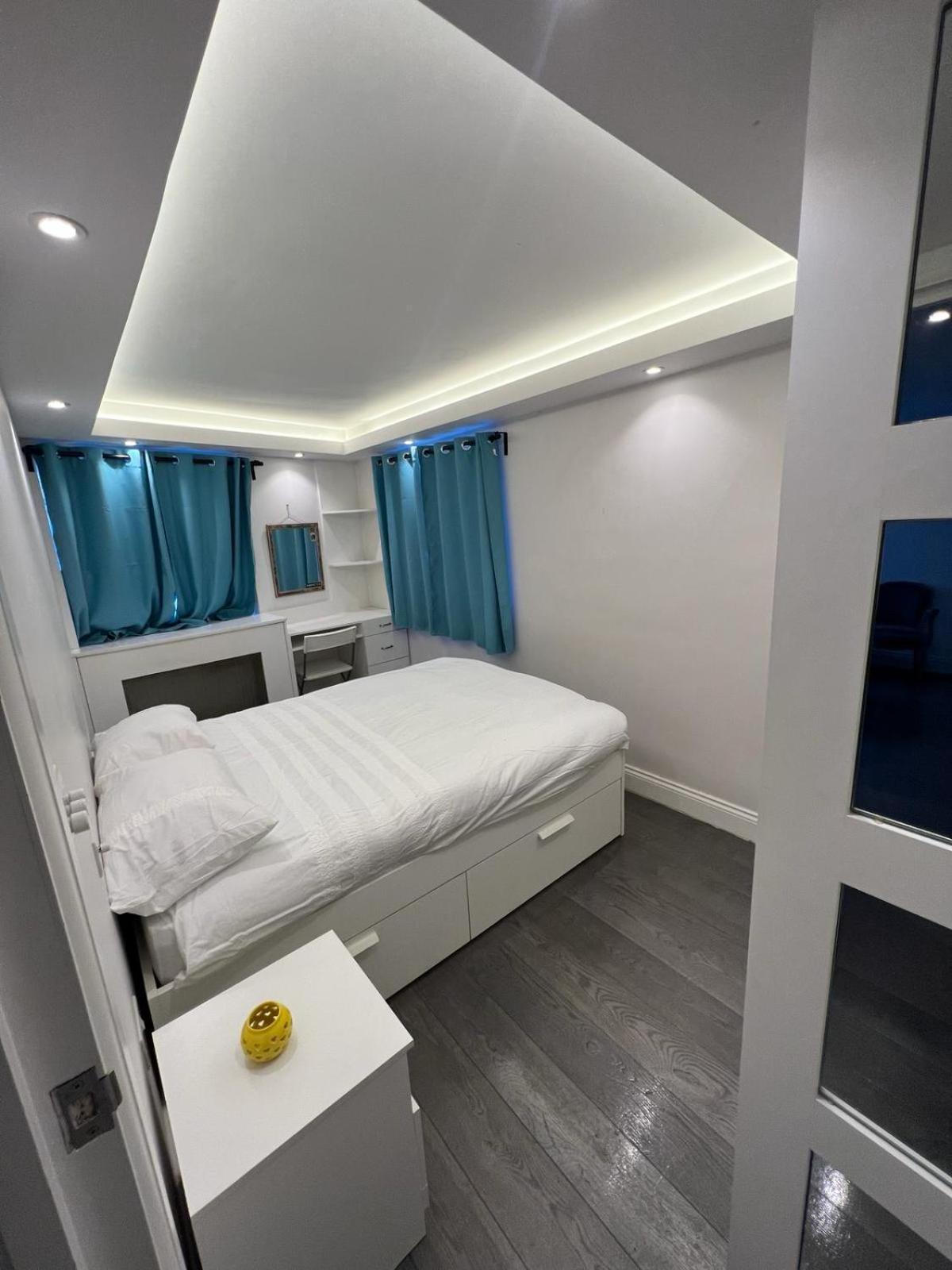 Lovely Chelsea Entire Apartment London City Zewnętrze zdjęcie